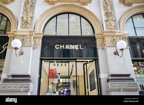 stage stockist milano chanel|Chanel italy locations.